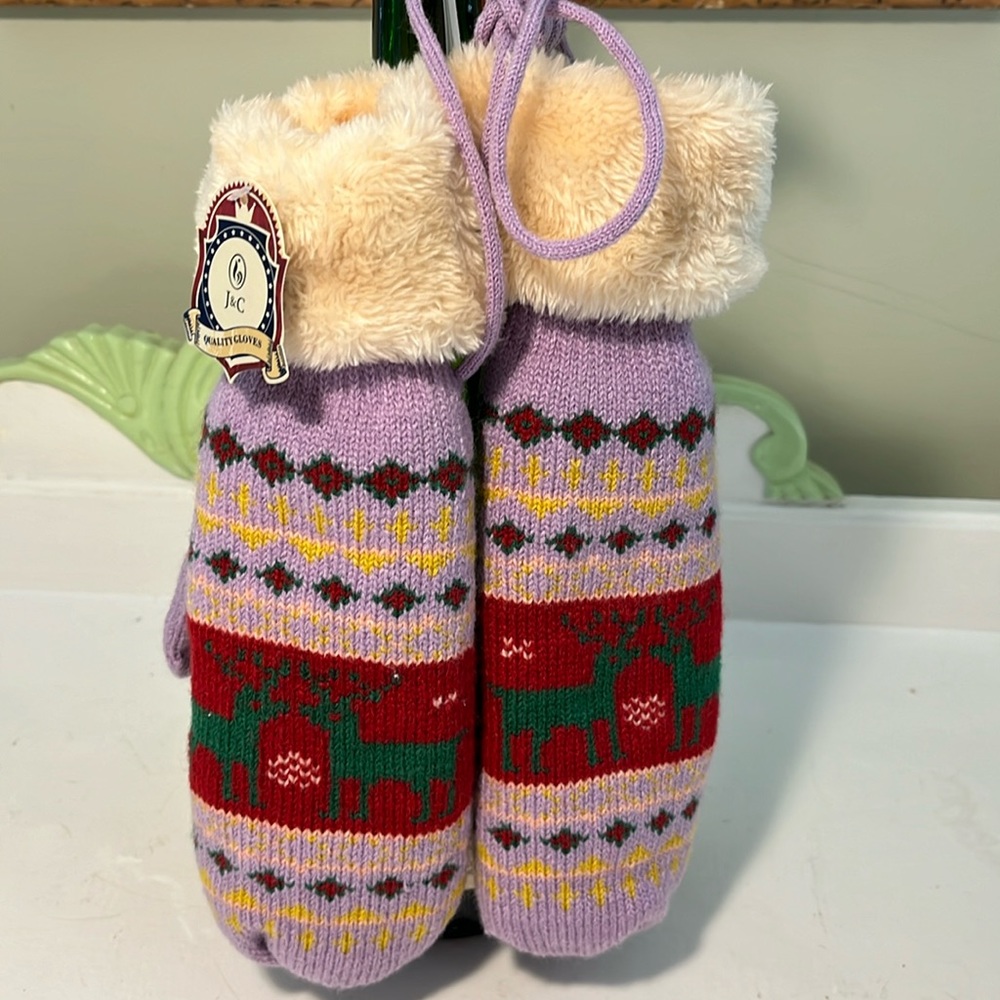 J & C Deer Soft and Cozy Mittens NEW WITH TAGS